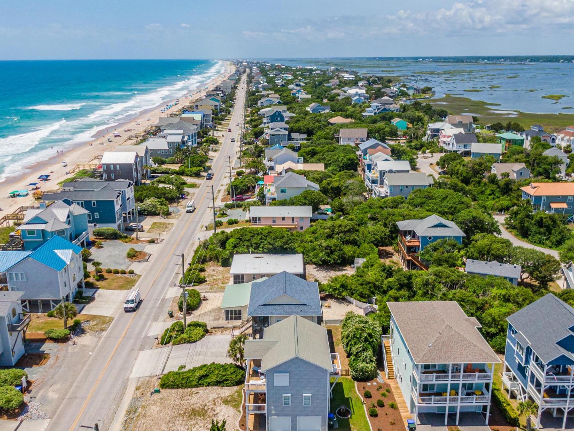 Perfectly Tangy Villa Surf City Exterior photo