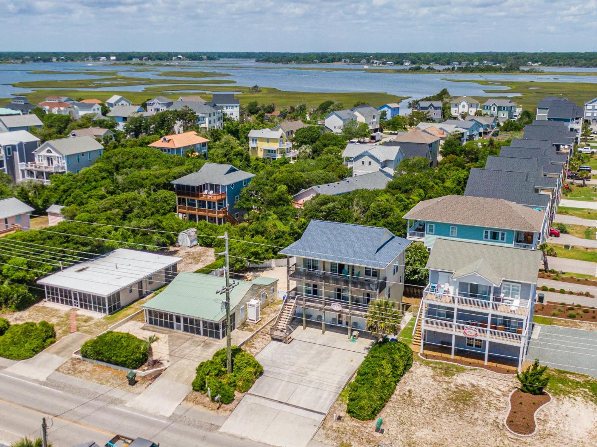 Perfectly Tangy Villa Surf City Exterior photo